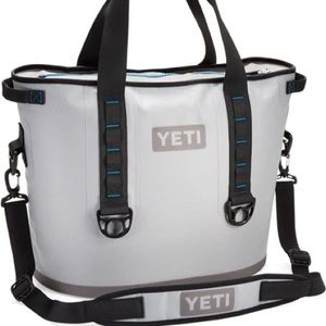 YETI Hopper 30 Cooler
